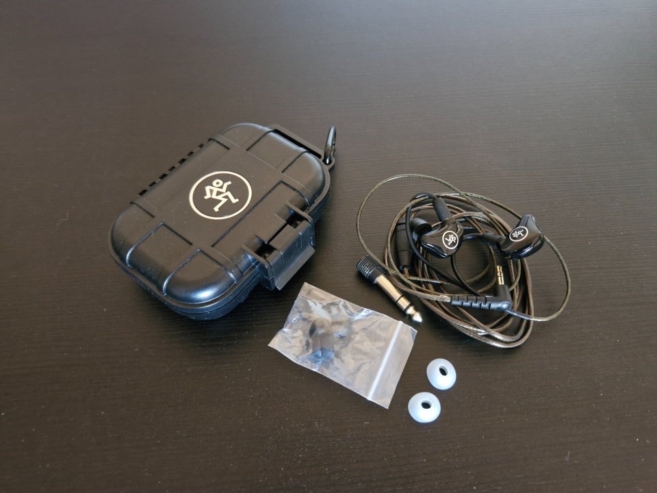 In-ears Mackie mp 240