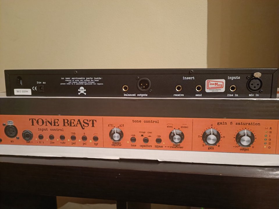 Warm Audio Tone Beast Orange de segunda mano · Foto 2 de 3 · A Coruña · 350 €