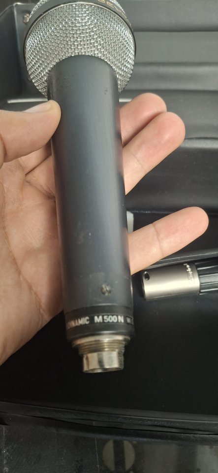 Microfono ribbon Beyerdynamic M500 de segunda mano · Foto 4 de 5 · Valencia · 550 €