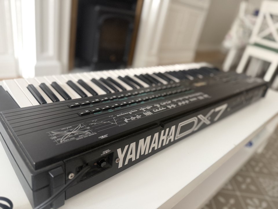 Yamaha DX7 S en estado de Colección de segunda mano · Foto 7 de 10 · Madrid · 525 €