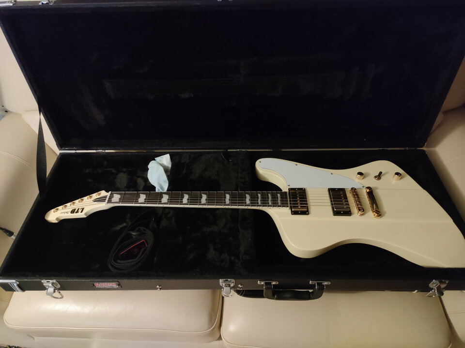 Esp Ltd Phoenix Vintage White