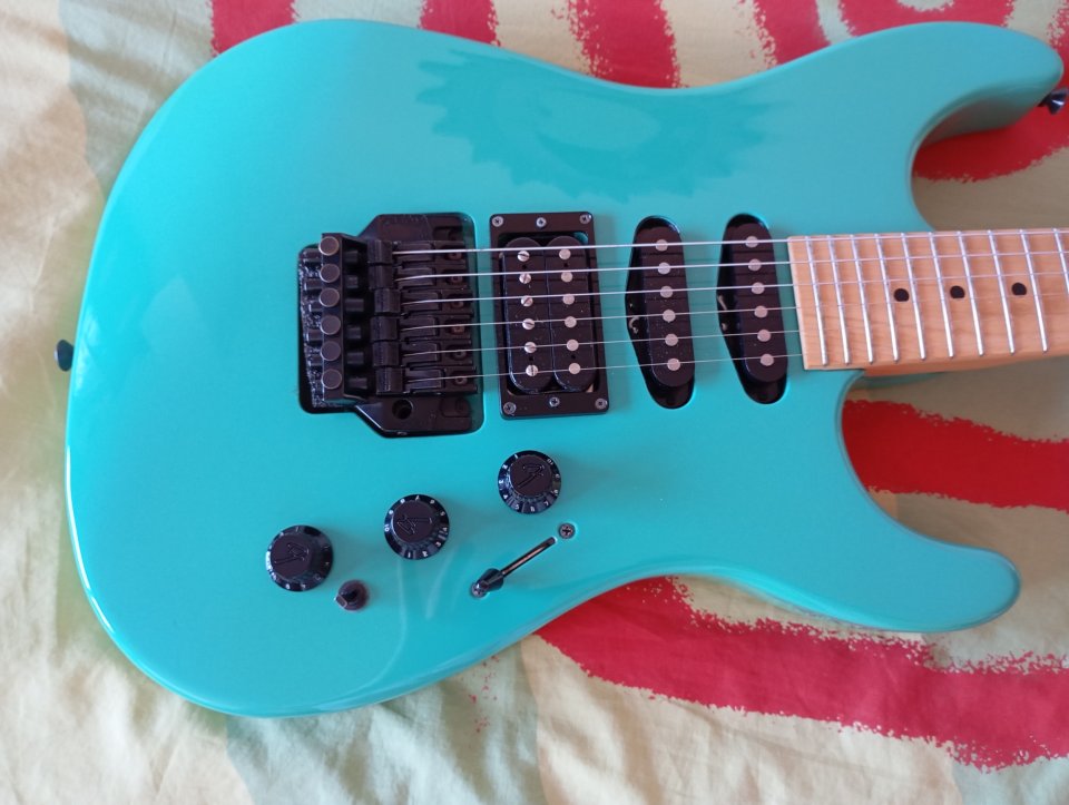 Fender HM Strat 86/87 - Todo original de segunda mano · Foto 1 de 10 · Pontevedra · 1150 €