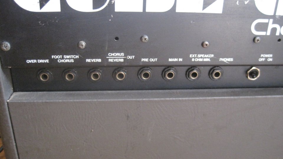 Amplificador vintage Roland Cube 60 Chorus made in Japan