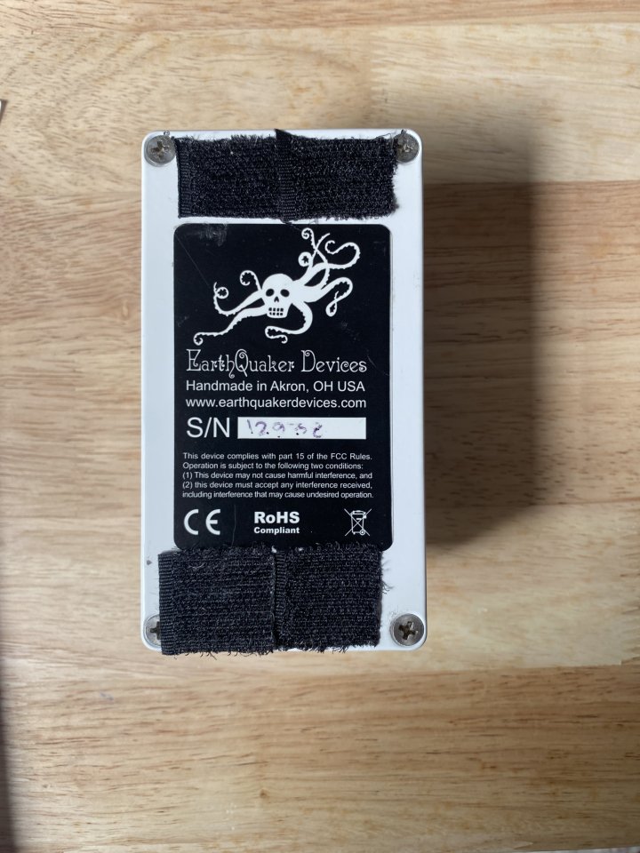 Earthquaker Devices Dispatch Master Delay y Reverb