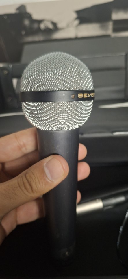 Microfono ribbon Beyerdynamic M500 de segunda mano · Foto 2 de 5 · Valencia · 550 €
