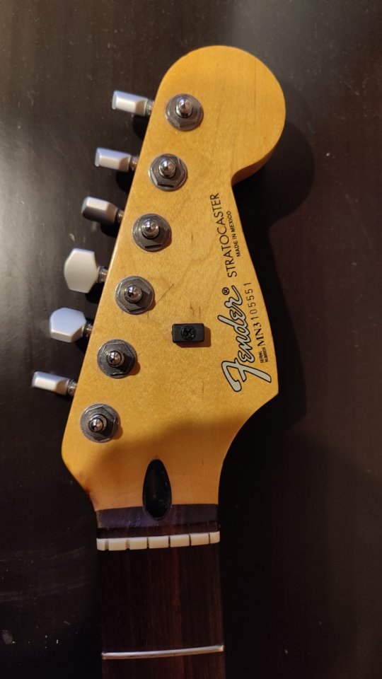 Mástil Fender Stratocaster de segunda mano · Foto 1 de 4 · Sevilla · 270 €