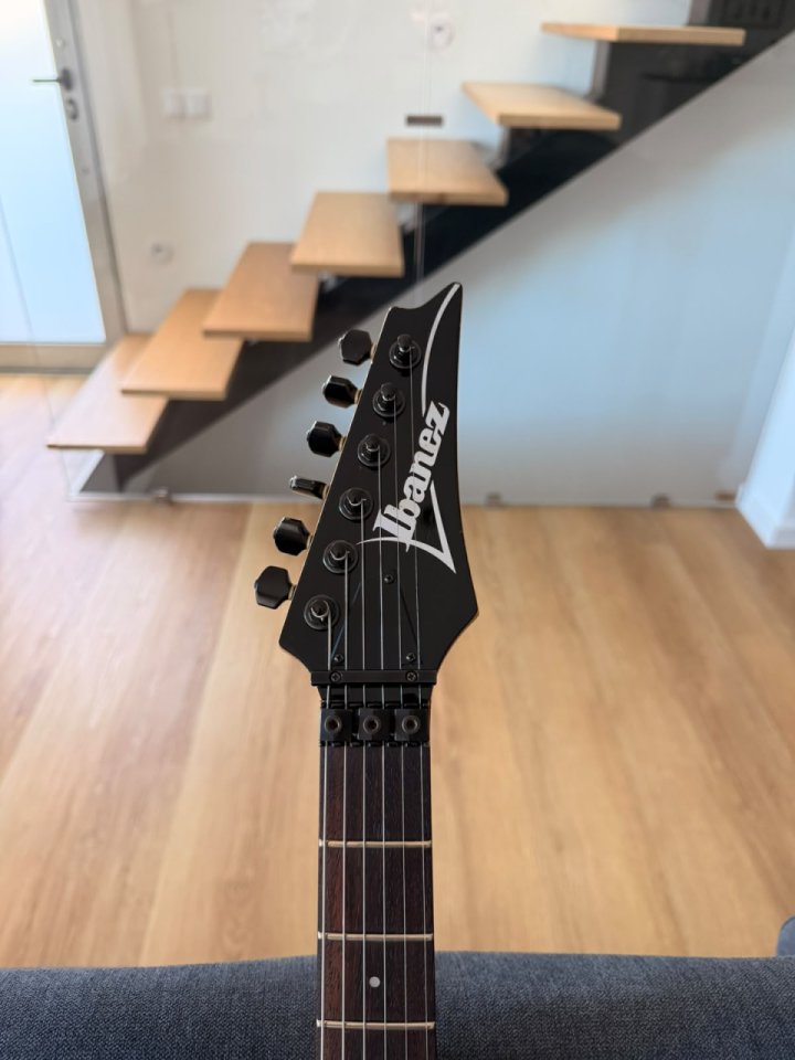 Ibanez 540R Bright Blue Burst (BB), Pre Satriani 1987 de segunda mano · Foto 4 de 10 · A Coruña · 1200 €
