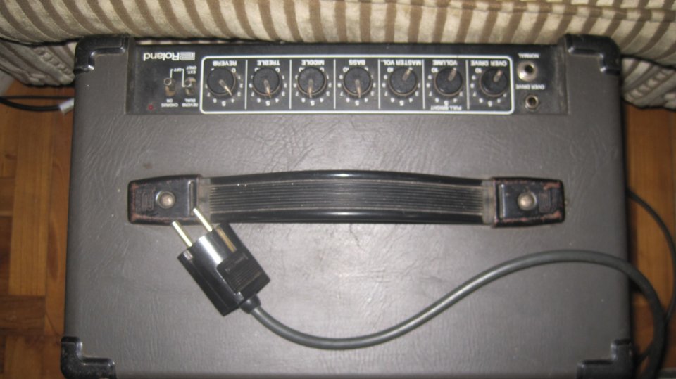 Amplificador vintage Roland Cube 60 Chorus made in Japan