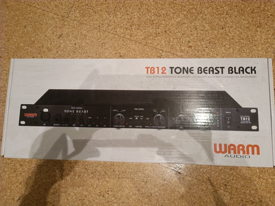 Warm Audio TB12 Tone Beast Black de segunda mano · Foto 3 de 3 · A Coruña · 390 €