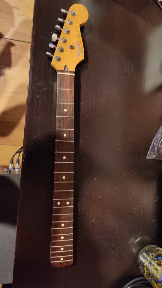 Mástil Fender Stratocaster de segunda mano · Foto 2 de 4 · Sevilla · 270 €