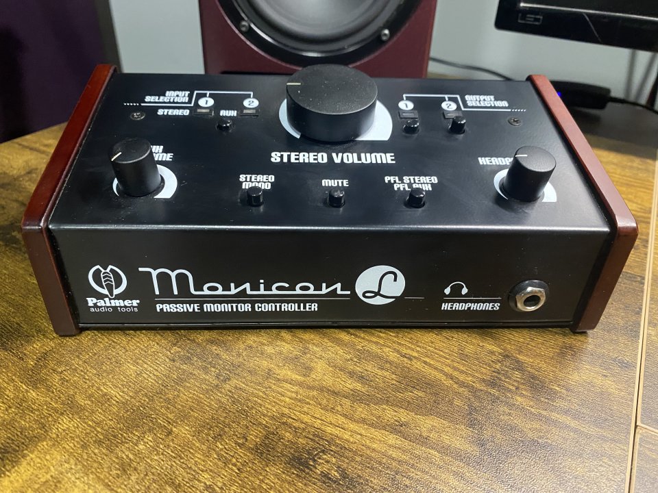 Control de monitores pasivo Palmer Monicon L