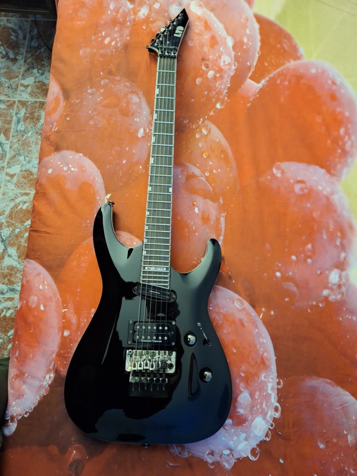 Guitarra eléctrica ESP LTD MH-327