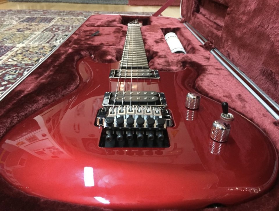 Ibanez JS1200 Joe Satriani Signature - Japón 2012 de segunda mano · Foto 2 de 6 · Barcelona · 1400 €