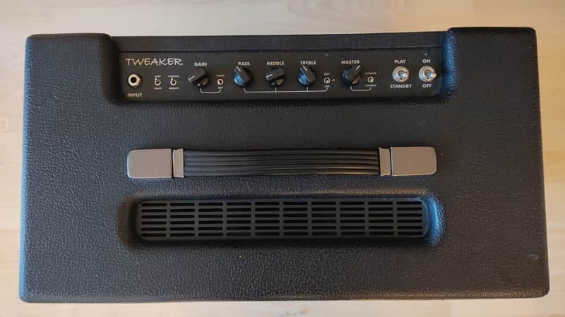 Egnater Tweaker 112 15-Watt Tube Guitar Combo Amp de segunda mano · Foto 3 de 5 · Barcelona · 465 €