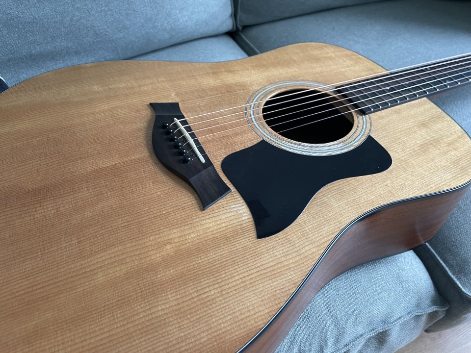 Taylor 110e de segunda mano · Foto 3 de 6 · Bizkaia · 500 €