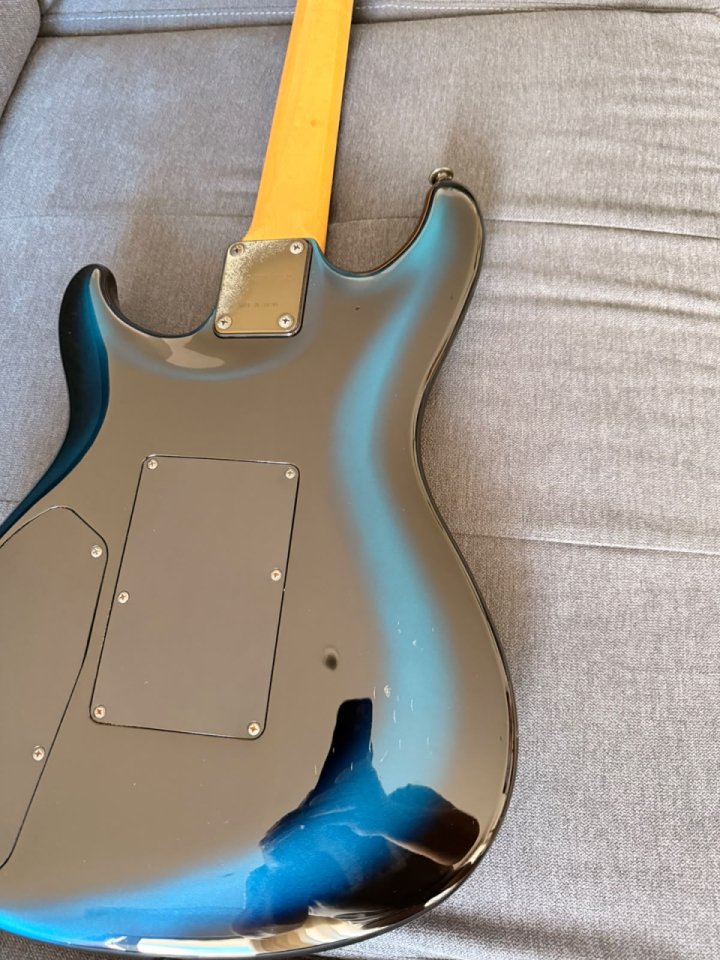 Ibanez 540R Bright Blue Burst (BB), Pre Satriani 1987 de segunda mano · Foto 8 de 10 · A Coruña · 1200 €
