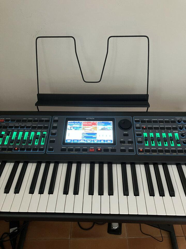 Ketron Event 76 de segunda mano · Foto 2 de 3 · Illes Balears · 2980 €