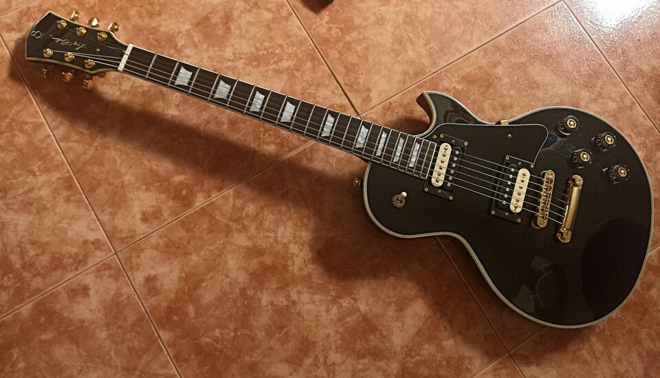 Sire Larry Carlton L7 con pastillas Tonerider Octane y Generator y pushpull