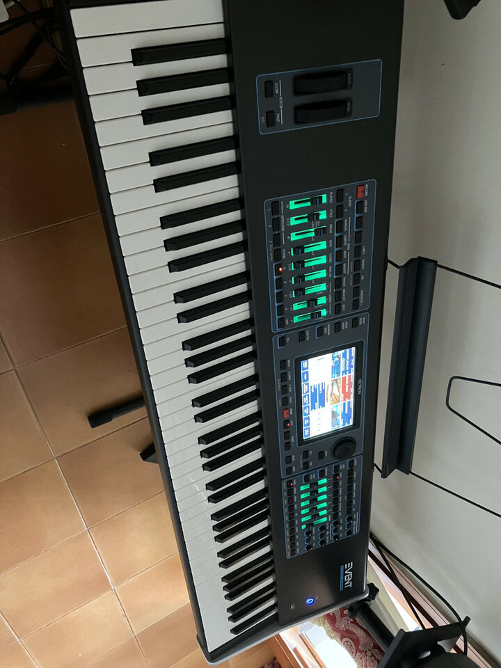 Ketron Event 76 de segunda mano · Foto 3 de 3 · Illes Balears · 2980 €