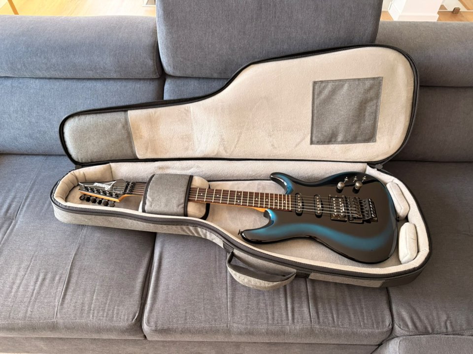 Ibanez 540R Bright Blue Burst (BB), Pre Satriani 1987 de segunda mano · Foto 10 de 10 · A Coruña · 1200 €