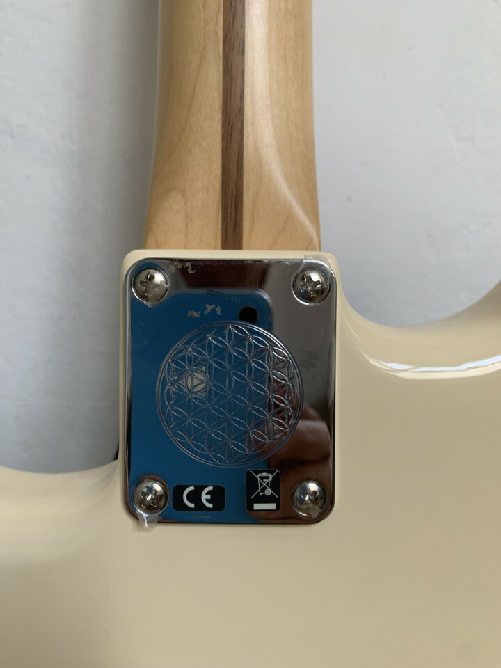 Fender Stratocaster Radiohead de segunda mano · Foto 6 de 8 · Madrid · 1100 €