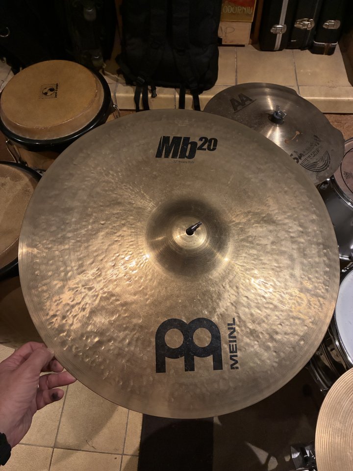 Plato Meinl MB20 Ride de 22” En perfecto estado de segunda mano · Foto 1 de 5 · Barcelona · 430 €