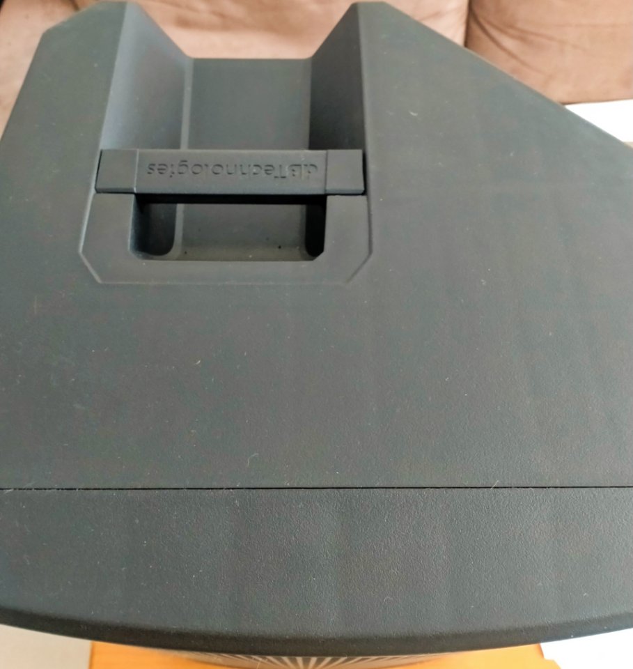 LOTE dB Technologies + X32 Compact de segunda mano · Foto 6 de 9 · Salamanca · 4650 €