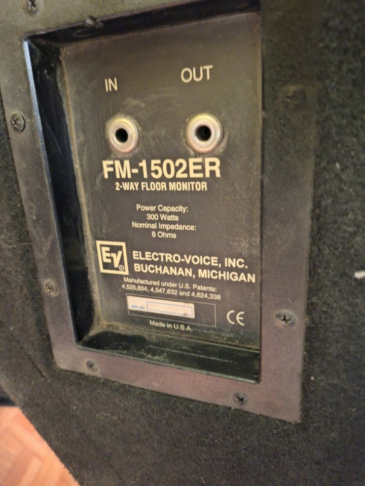 Monitor EV FM-1502ER de segunda mano · Foto 6 de 7 · Palencia · 250 €