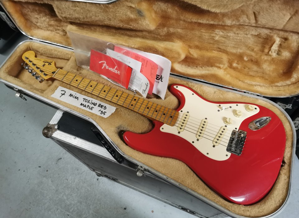 Fender strato mex 94 torino redResevada