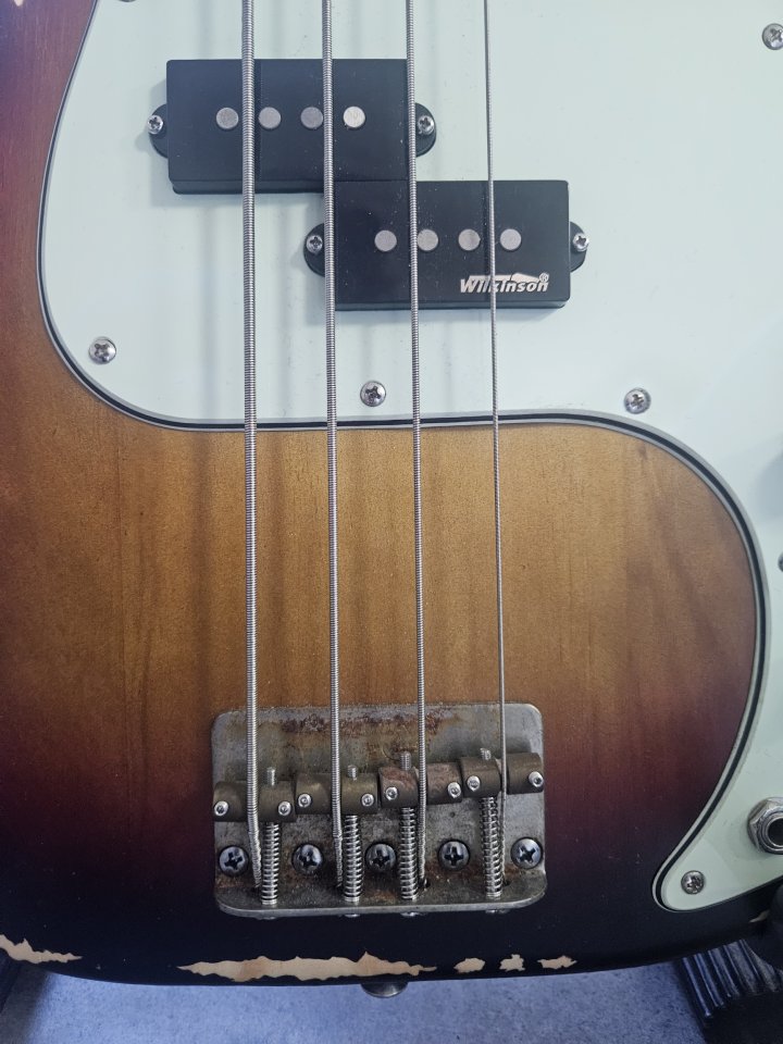 Vintage V4 Icon Sunset Sunburst