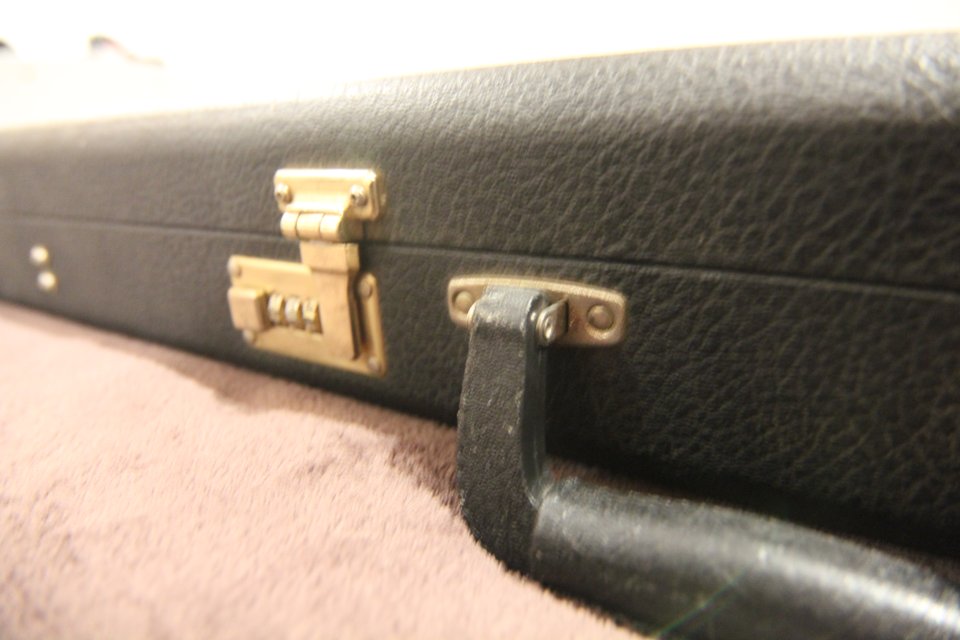 Estuche / Funda Ibanez JEM Original. Interior Rojo