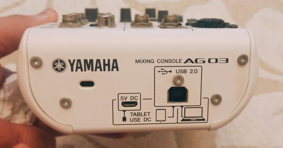 Yamaha AG03 Mesa de Mezclas / Interfaz de segunda mano · Foto 2 de 10 · Sevilla · 100 €