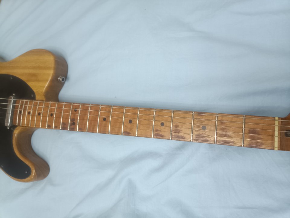 Telecaster relic tipo 52, 2'7kg de segunda mano · Foto 3 de 10 · Madrid · 700 €