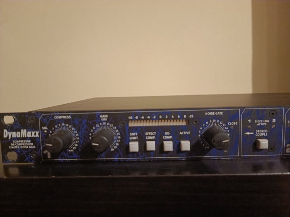SPL Dynamaxx compresor de segunda mano · Foto 4 de 6 · A Coruña · 500 €
