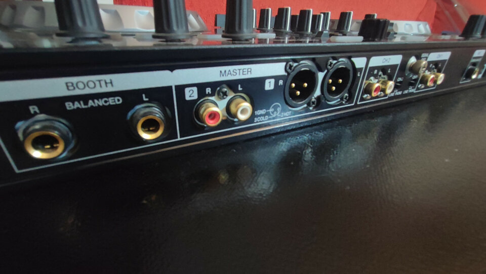 Pioneer ddj-sr2 de segunda mano · Foto 3 de 7 · Pontevedra · 550 €