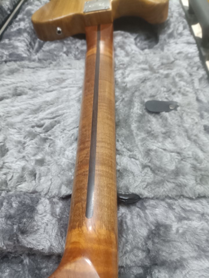 Telecaster relic tipo 52, 2'7kg de segunda mano · Foto 7 de 10 · Madrid · 700 €