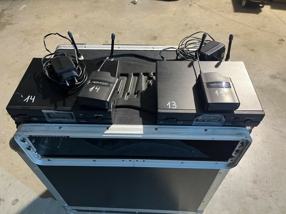 Inalambrico de petaca Audio Technica ATW R2100