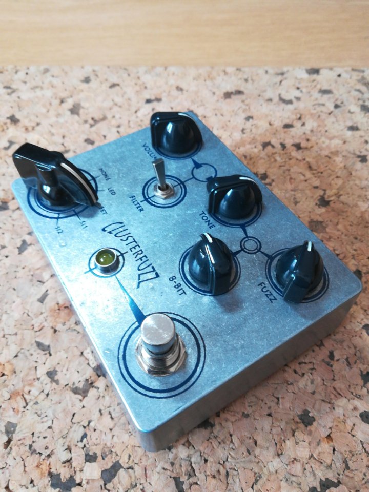 Clusterfuzz Clon Sonicstage/mooret de segunda mano · Foto 5 de 7 · Girona · 125 €