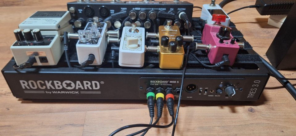 Pedalera para guitarra de segunda mano · Foto 2 de 3 · Guadalajara · 600 €