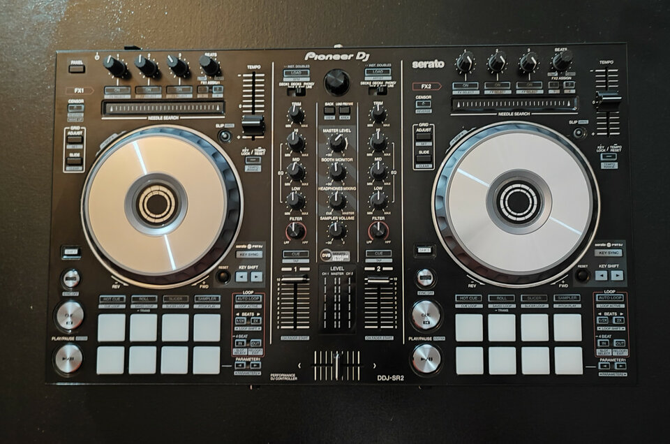 Pioneer ddj-sr2 de segunda mano · Foto 6 de 7 · Pontevedra · 550 €