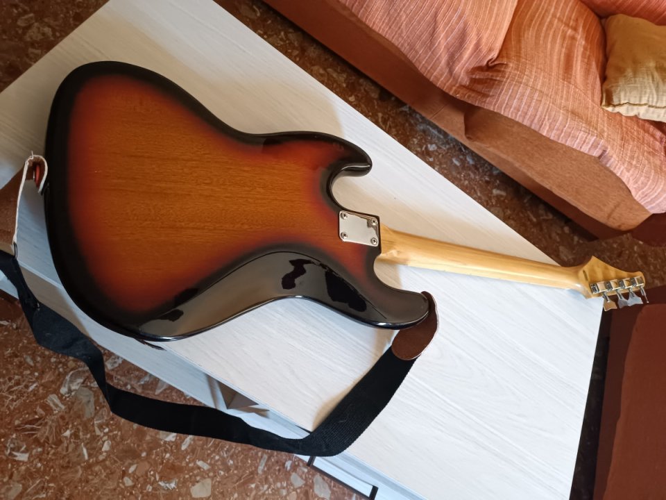 CORT JB2L - Jazz Bass escala corta