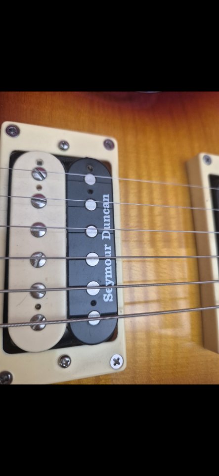 Ltd Esp de luxe con Seymour Duncan de segunda mano · Foto 6 de 6 · Madrid · 750 €