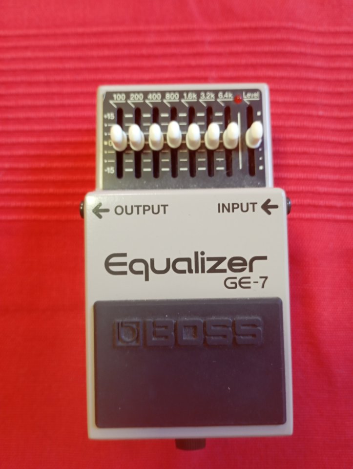 Ecualizador Boss Ge7