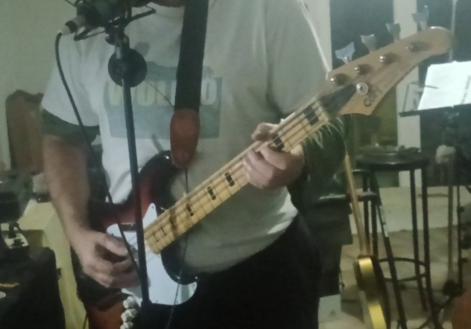 CORT JB2L - Jazz Bass escala corta