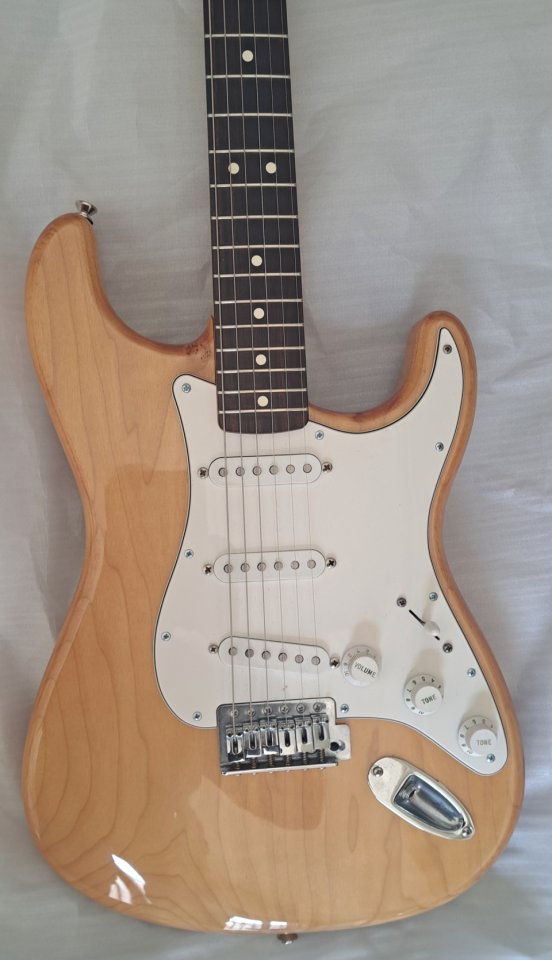 Fender stratocaster mex