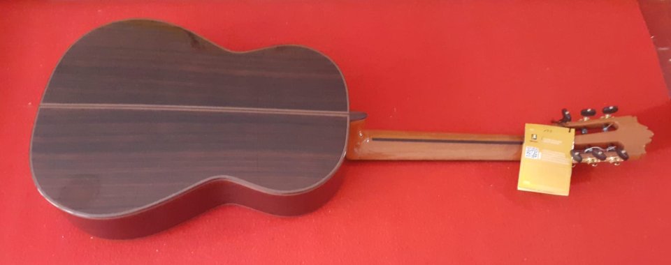 Raimundo 155 Classical Guitar de segunda mano · Foto 4 de 8 · Girona · 1600 €