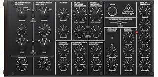 behringer k2 mk2 por behringer model 15 de segunda mano · Gipuzkoa