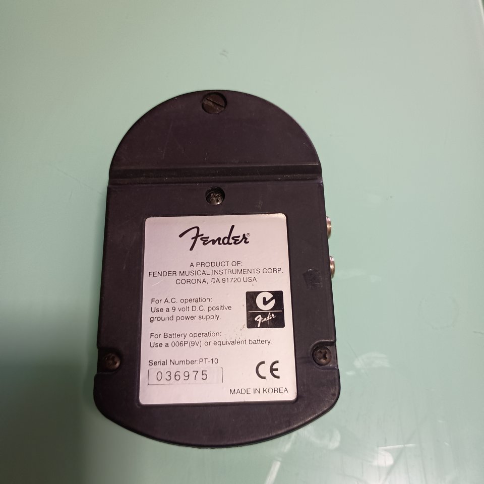 Pedal afinador Fender de segunda mano · Foto 4 de 4 · Málaga · 25 €