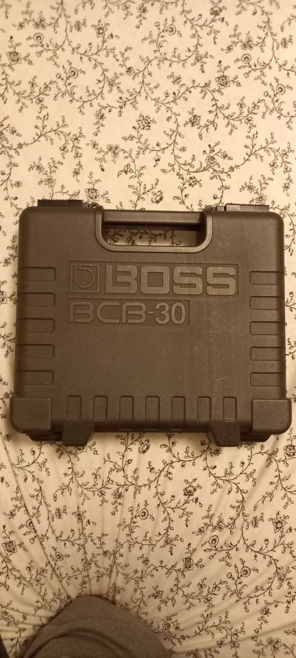 Boss BCB-30 Pedalboard de segunda mano · Foto 1 de 7 · Zaragoza · 30 €