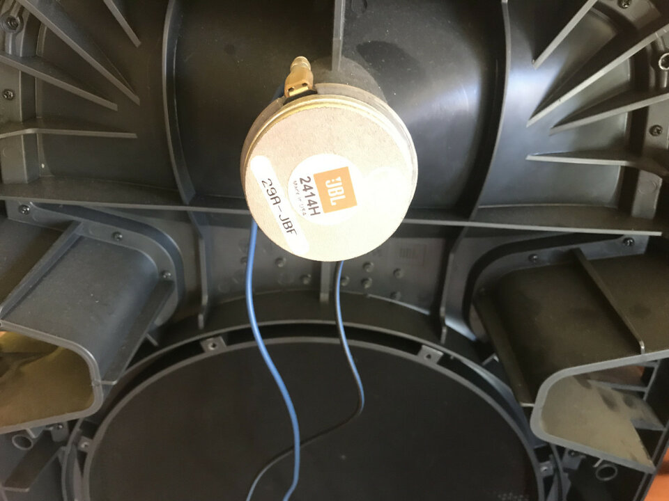 Altavoz jbl eón 515 para repuestos